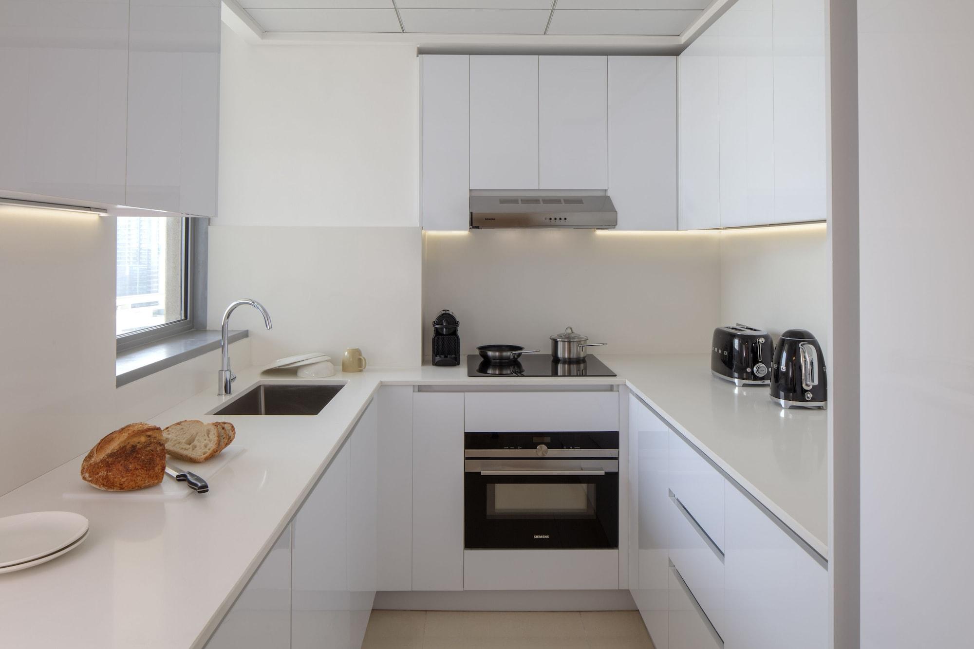 Staybridge Suites Dubai Internet City ภายนอก รูปภาพ